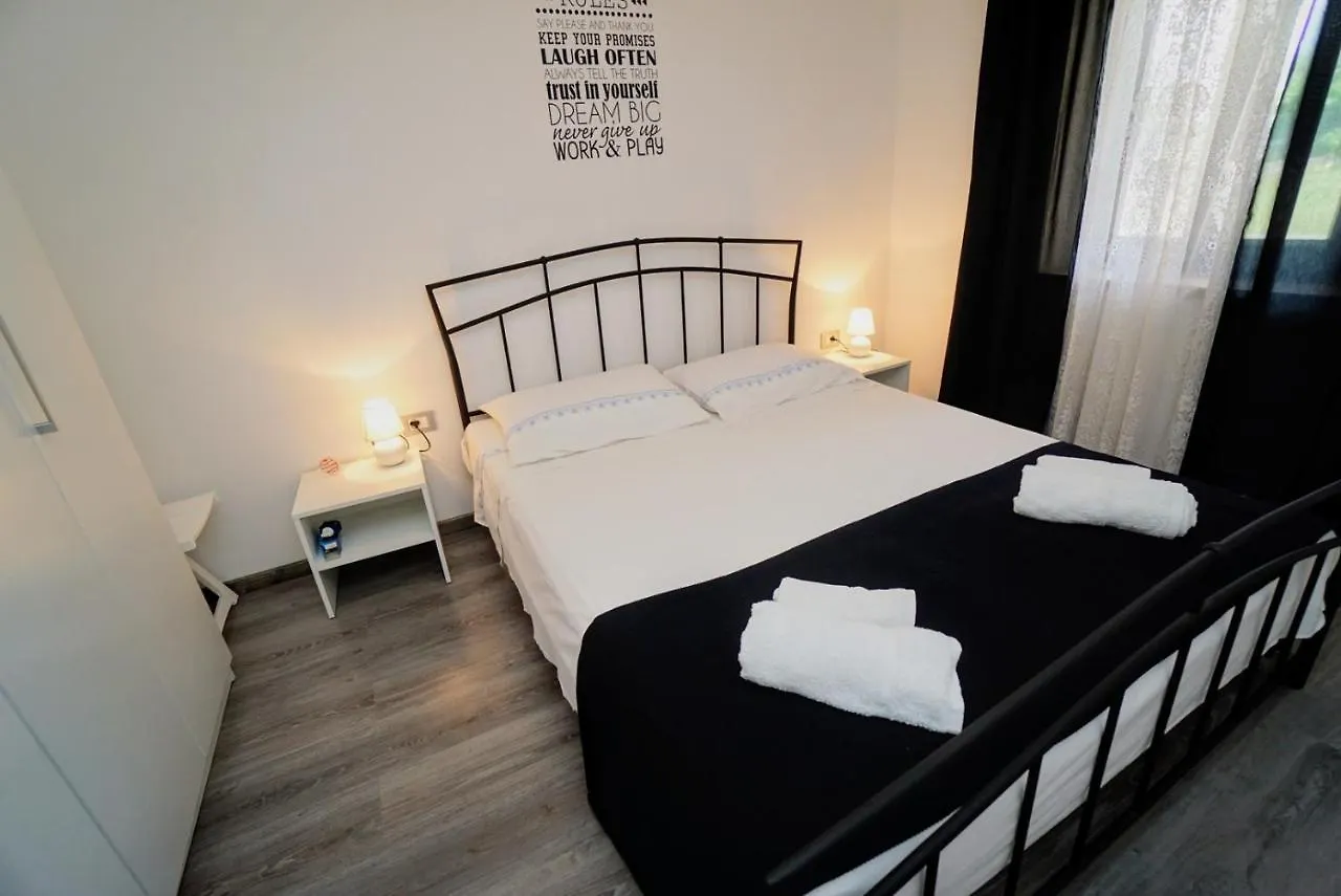 Apartment Cici Murine