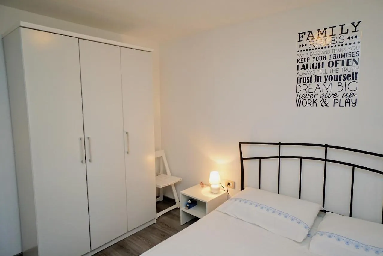 Apartment Cici Murine