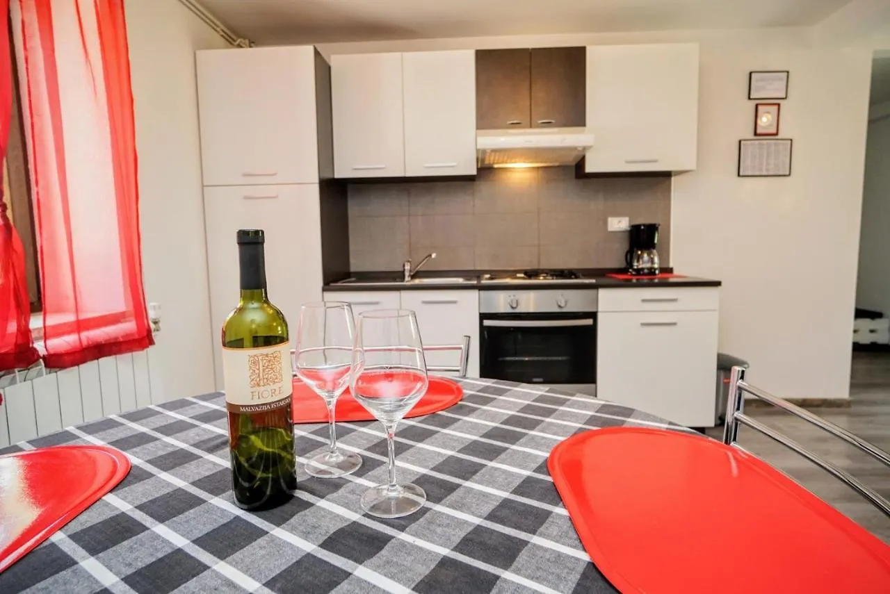Apartment Cici Murine